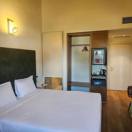 Hotel Antico Borgo Di Sutri