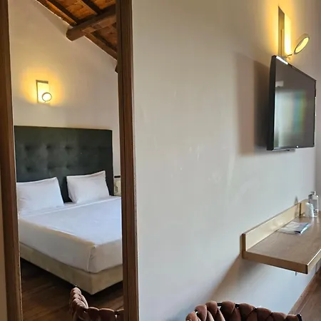 Hotel Antico Borgo Di Sutri