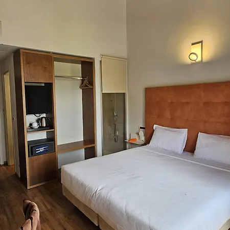 Hotel Antico Borgo Di Sutri