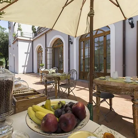 Antico Borgo Di 4*