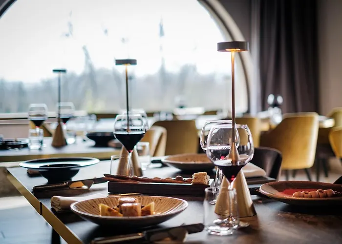 Antico Borgo Di 수트리