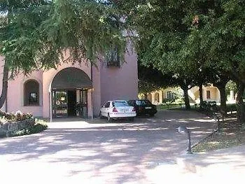 Antico Borgo Di 4* 수트리