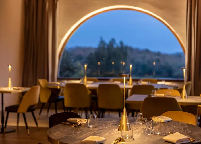 호텔 Antico Borgo Di 수트리