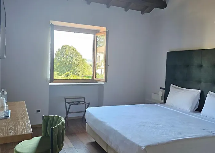 호텔 Antico Borgo Di 4*