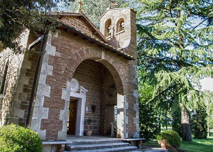 Antico Borgo Di 호텔 수트리