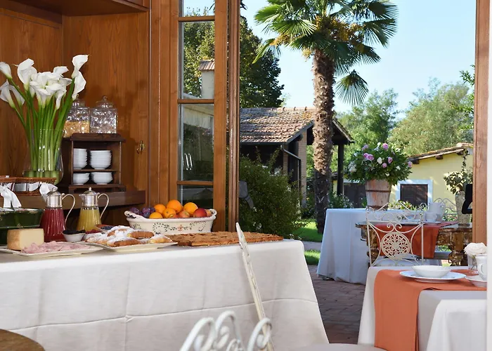 호텔 Antico Borgo Di 4*