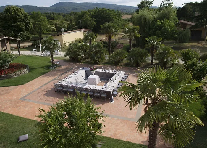 Antico Borgo Di 호텔 4*