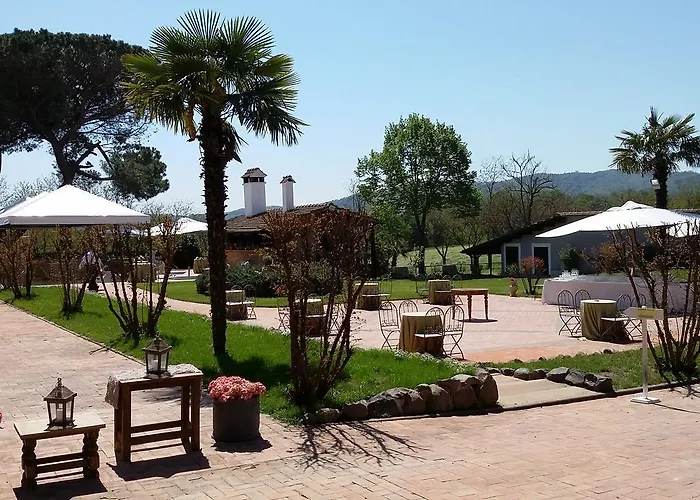 호텔 Antico Borgo Di 수트리